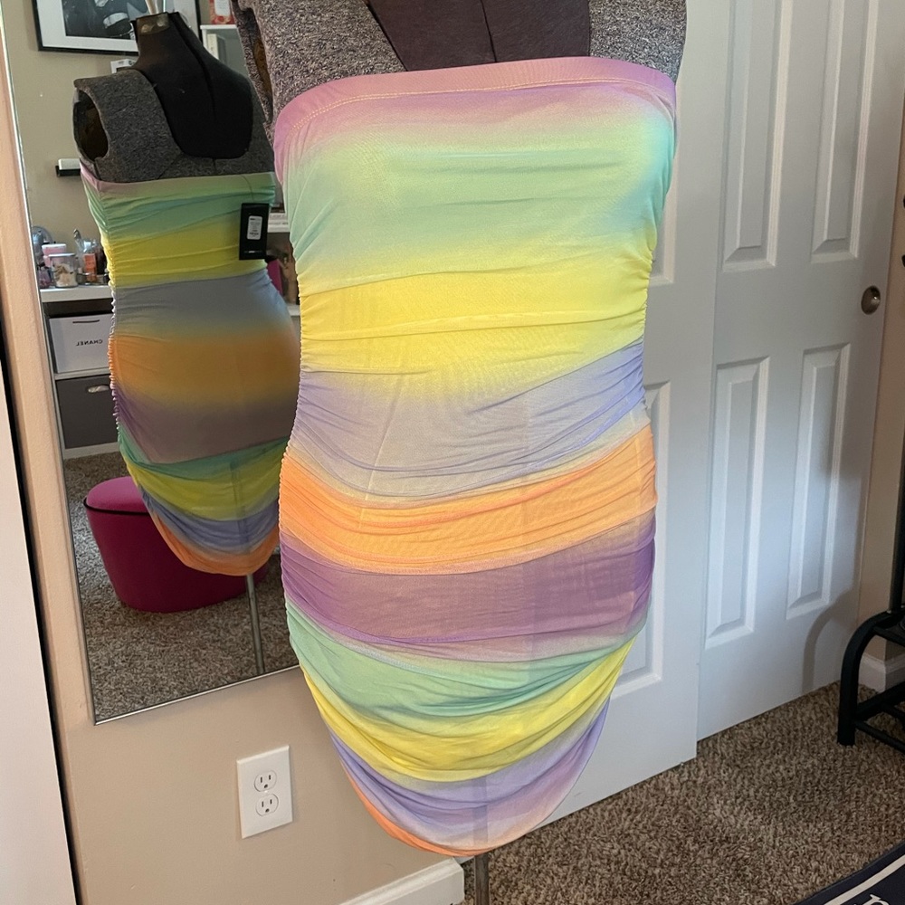 Strapless dress